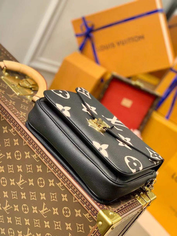 Ver Fashion Lu-Vi bags - 17614