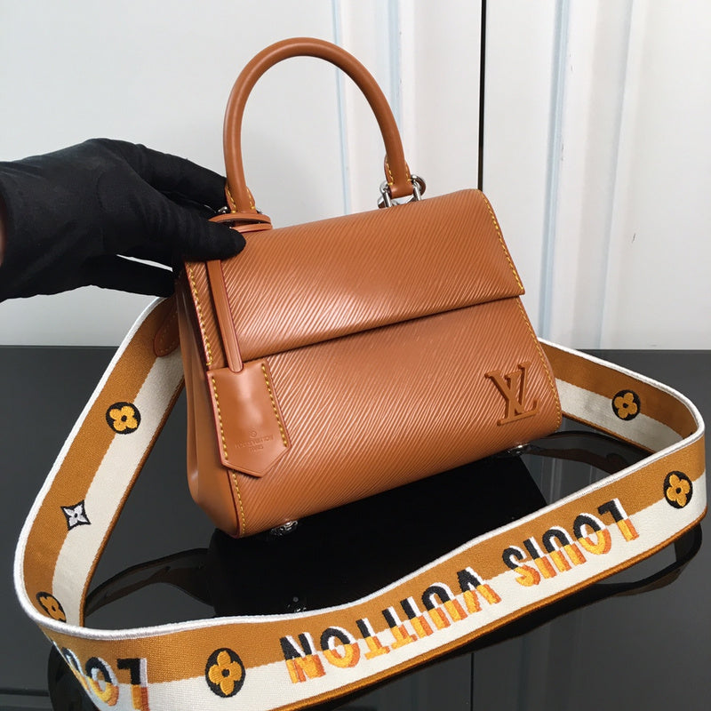 Ver Fashion Lu-Vi bags - 17099
