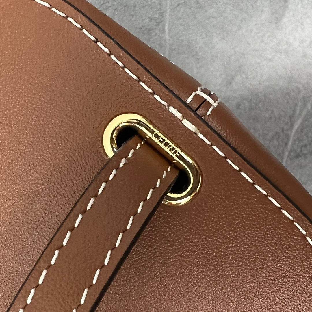 CE Small Box Cuir Triomphe Brown For Women 4in/11cm 199263DU3.04LU