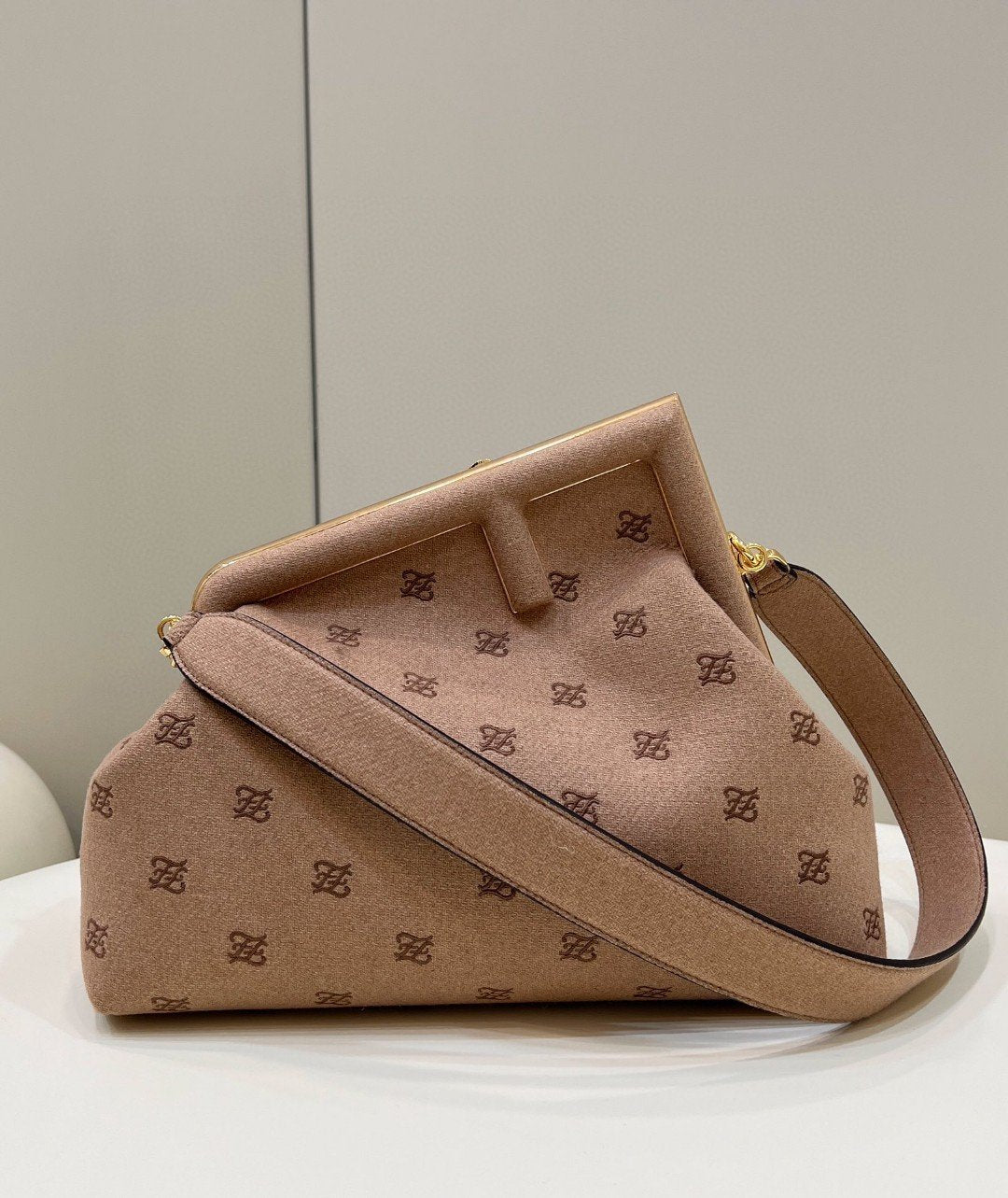 FI First Medium Brown Bag For Woman 32cm/12.5in