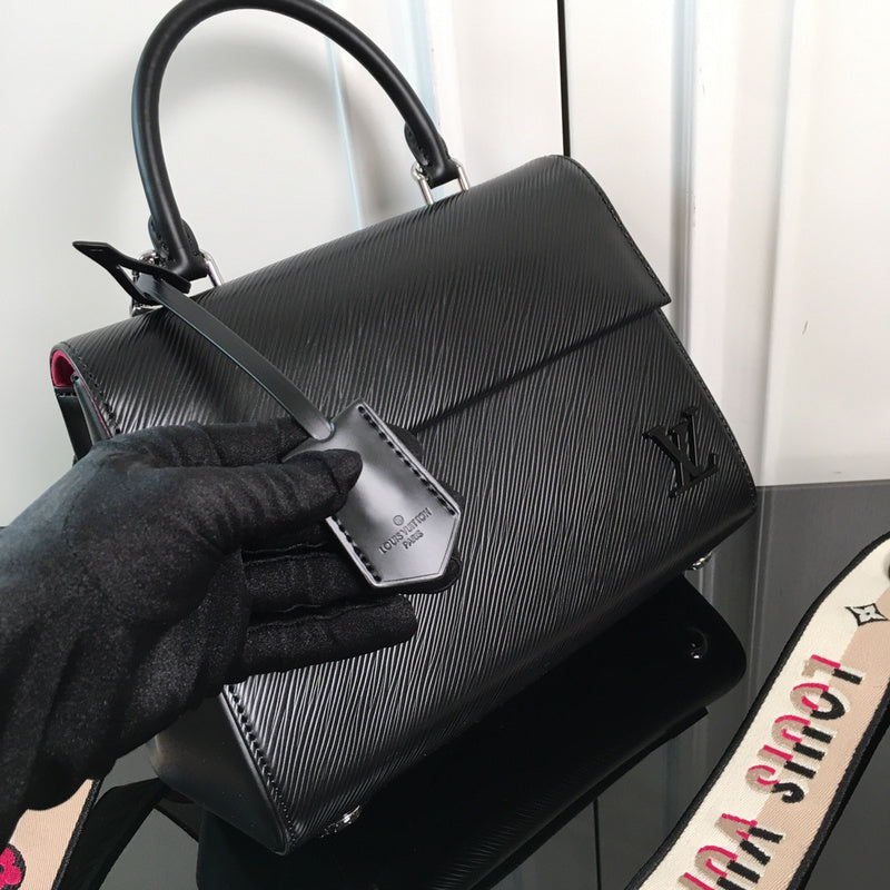 Ver Fashion Lu-Vi bags - 17245