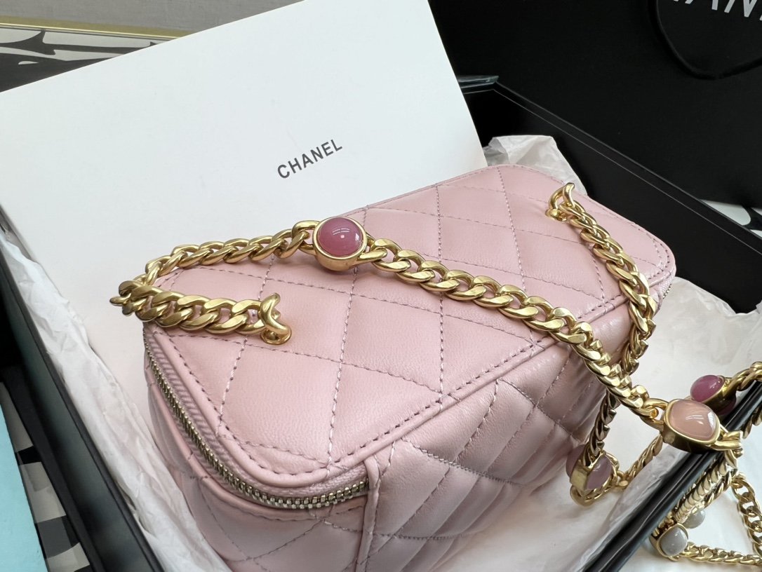 ChanelVanity With Chain Light PiNike For Women, Women’s Bags 6.2in/16cm
