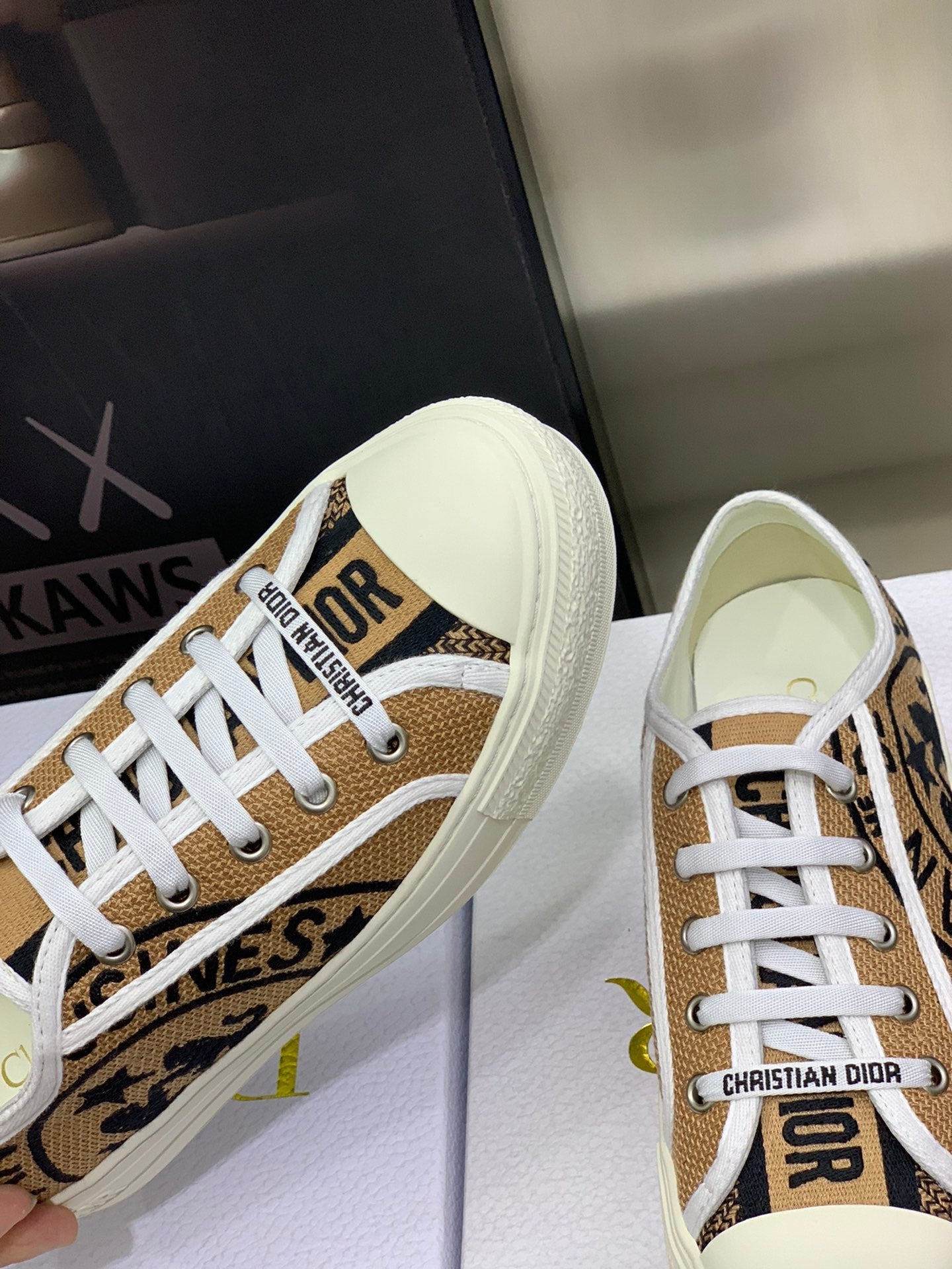 Luxury Shoes - DIR - 1058