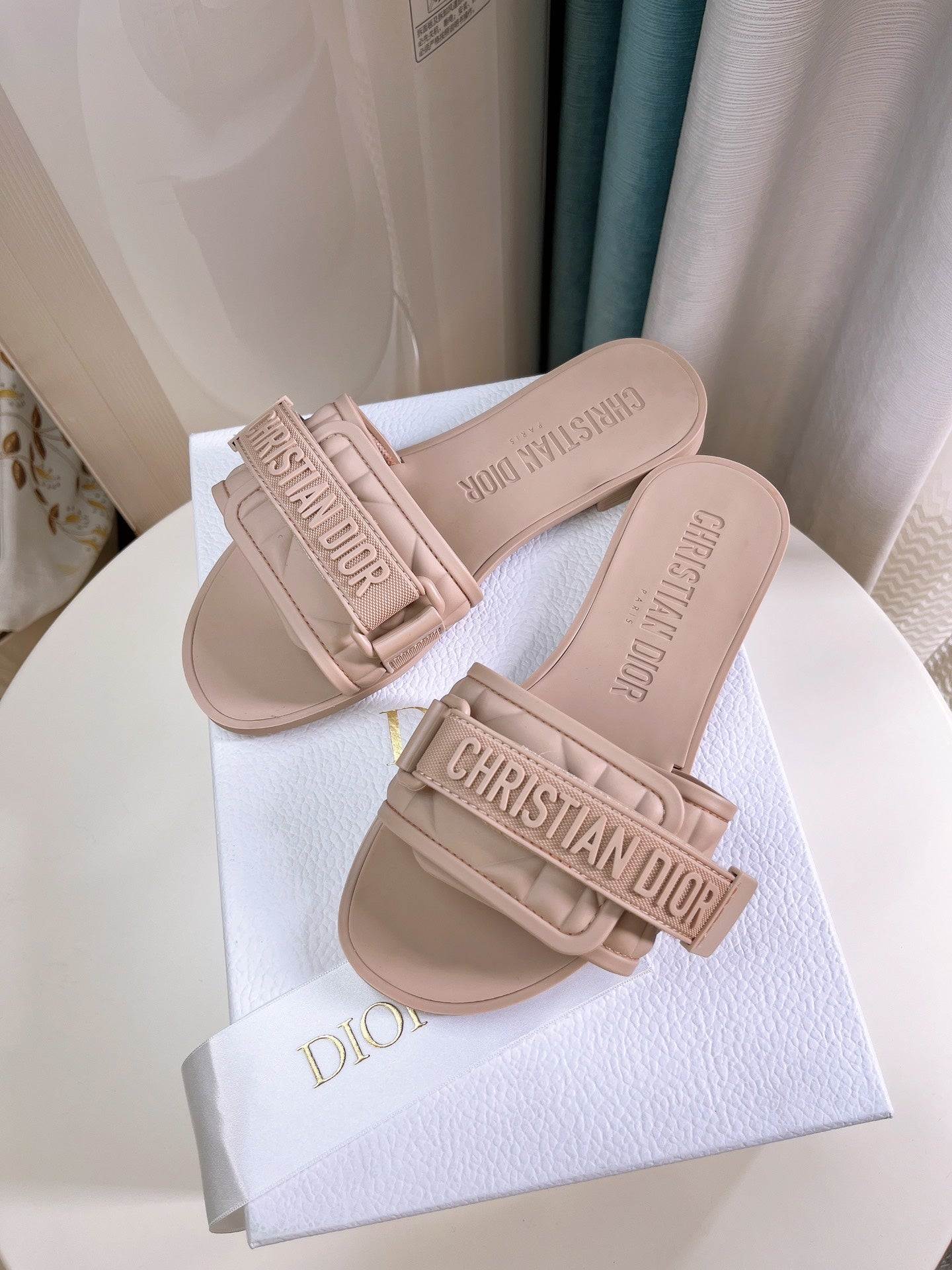 Luxury Shoes - DIR - 525
