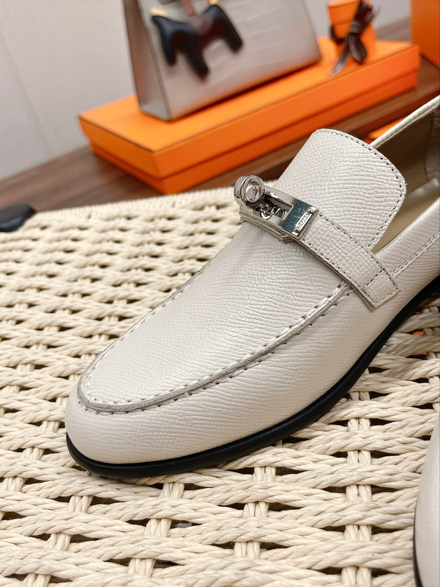 Luxury Shoes - HMS - 131