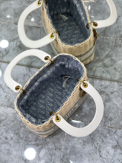DI Medium Lady Natural Wicker and Blue Oblique Jacquard Bag, Blue, For Women Women’s Handbags, 24cm CD M0565CMVO_M808