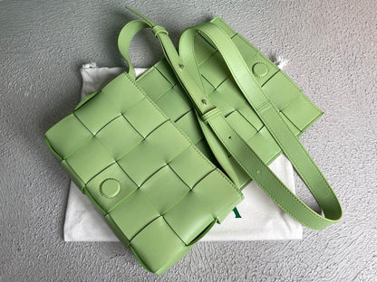 BV Cassette Light Green, For Women, Women’s Bags 9.1in/23cm