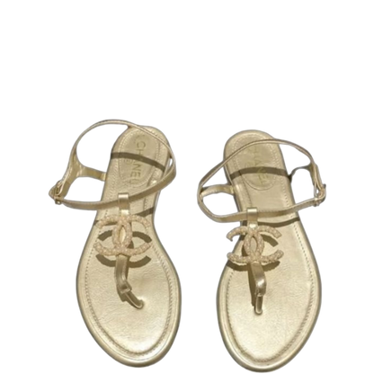 CHL GOLD PEARL CC LOGO GOLDEN THONG SANDALS