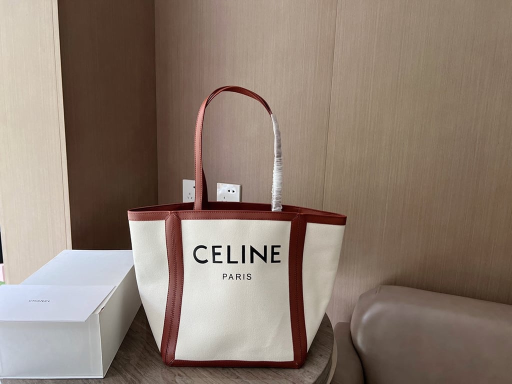CE LARGE SQUARE IN TEXTILE WITH PRINT AND CALFSKIN BROWN 48CM