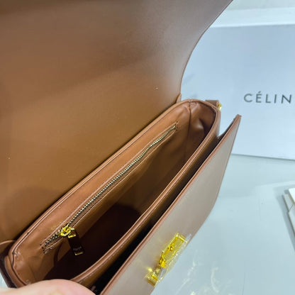 CE TEEN TRIOMPHE BAG IN SHINY CALFSKIN BROWN 18CM