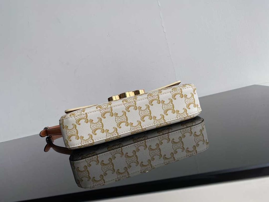 CE TRIOMPHE SHOULDER BAG IN SHINY CALFSKIN GOLD CC WHITE