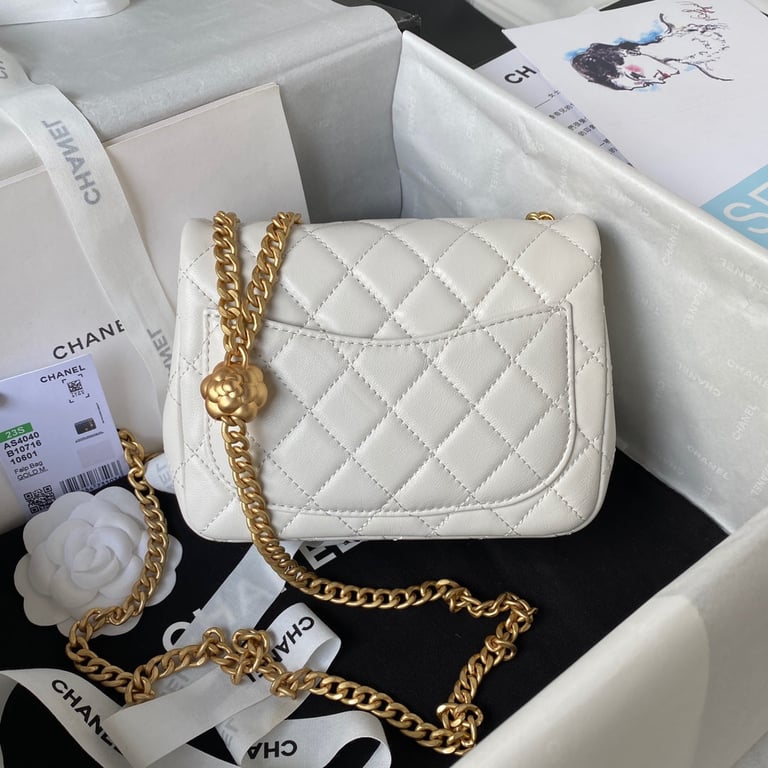 CHL WHITE RECTANGULAR MINI FLAP BAG 18CM