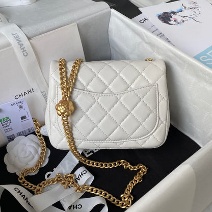CHL WHITE RECTANGULAR MINI FLAP BAG 18CM