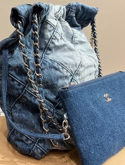 CHL 22 41CM HANDBAG WASHED DENIM