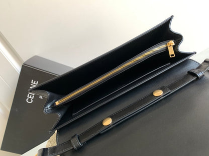 CE BAG TRAPEZE TRIOMPHE BAG IN SHINY CALFSKIN BLACK