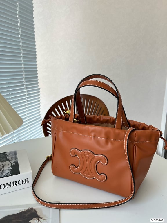 CE SMALL CABAS DRAWSTRING CUIR TRIOMPHE IN SMOOTH CALFSKIN BROWN 24CM