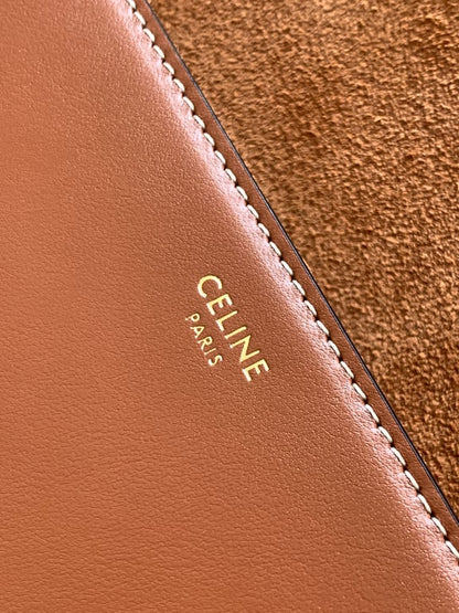 CE BAG BESACE CUIR TRIOMPHE IN SMOOTH CALFSKIN TAN 23CM