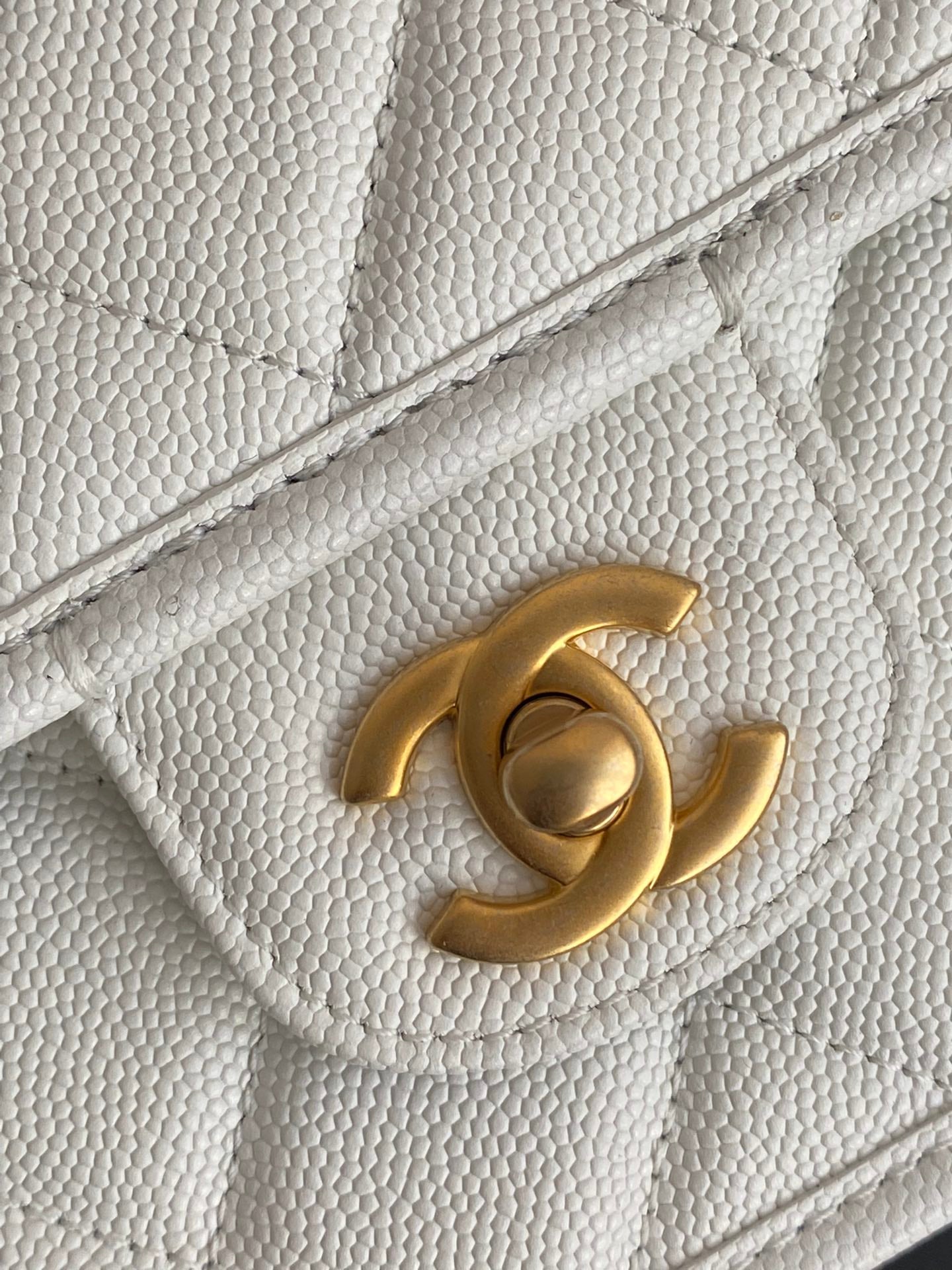 ChanelSmall Flap Bag With Top Handle White For Women, Women’s Bags 8.1in/20.5cm