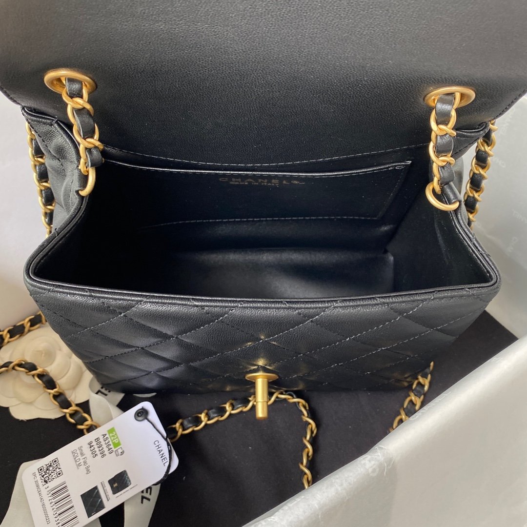 ChanelSmall Floor Pack Black For Women, Women’s Bags 7.6in/19.5cm