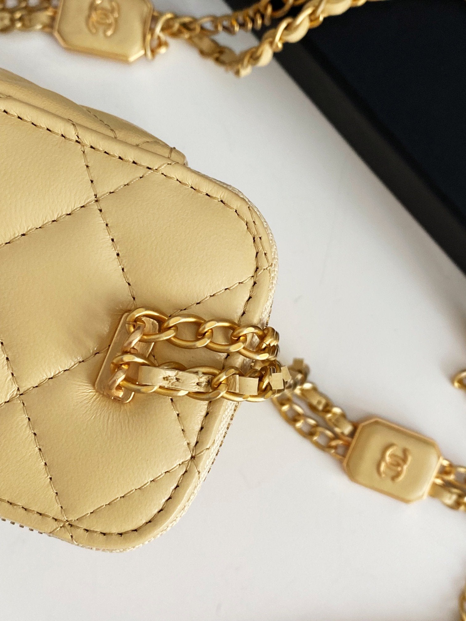 ChanelSmall Vanity With Chain Yellow For Women, Women’s Bags 4.3in/11cm