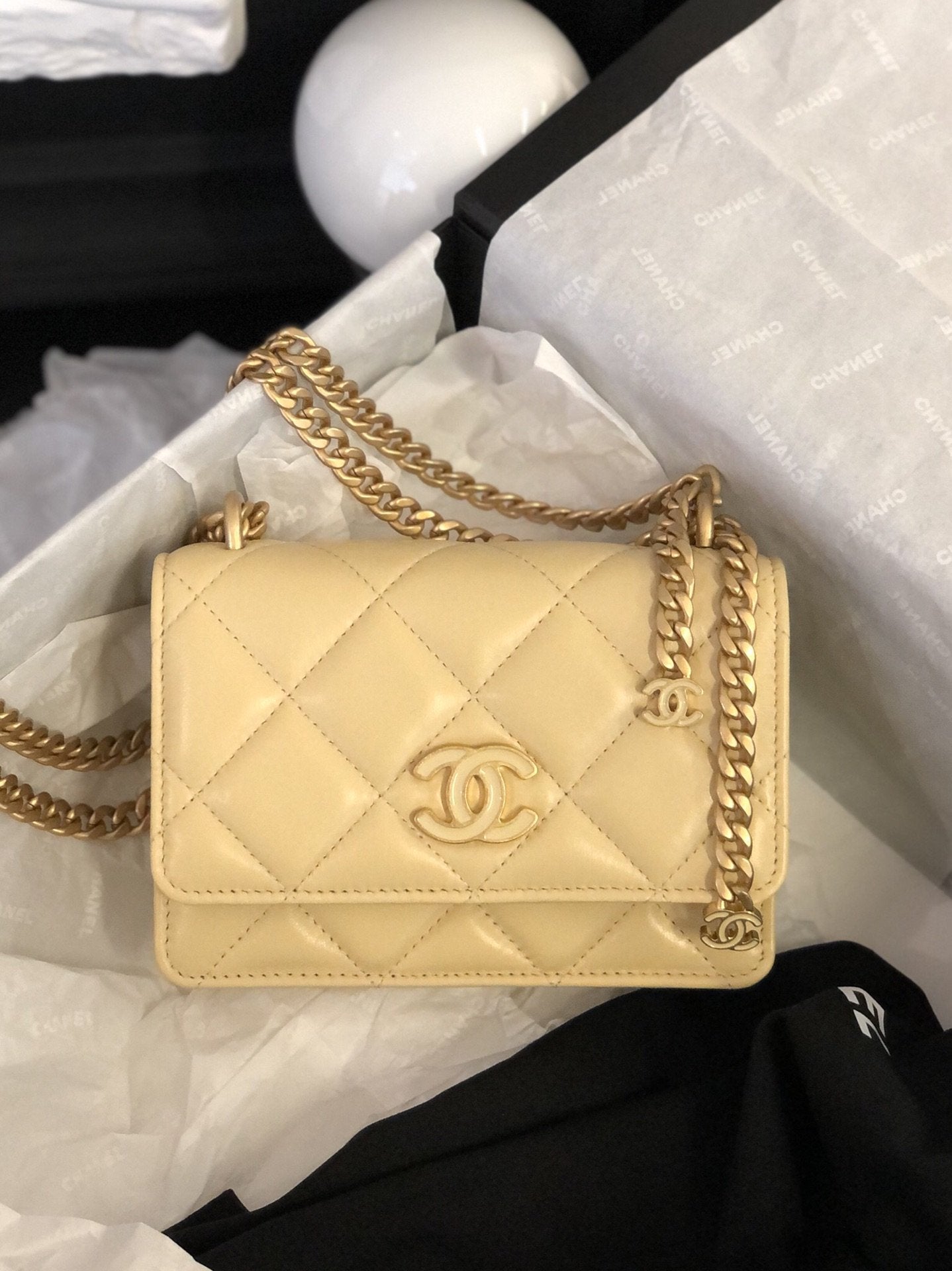 ChanelSpring And Summer 22C Yellow For Women, Women’s Bags 6.1in/15.5cm