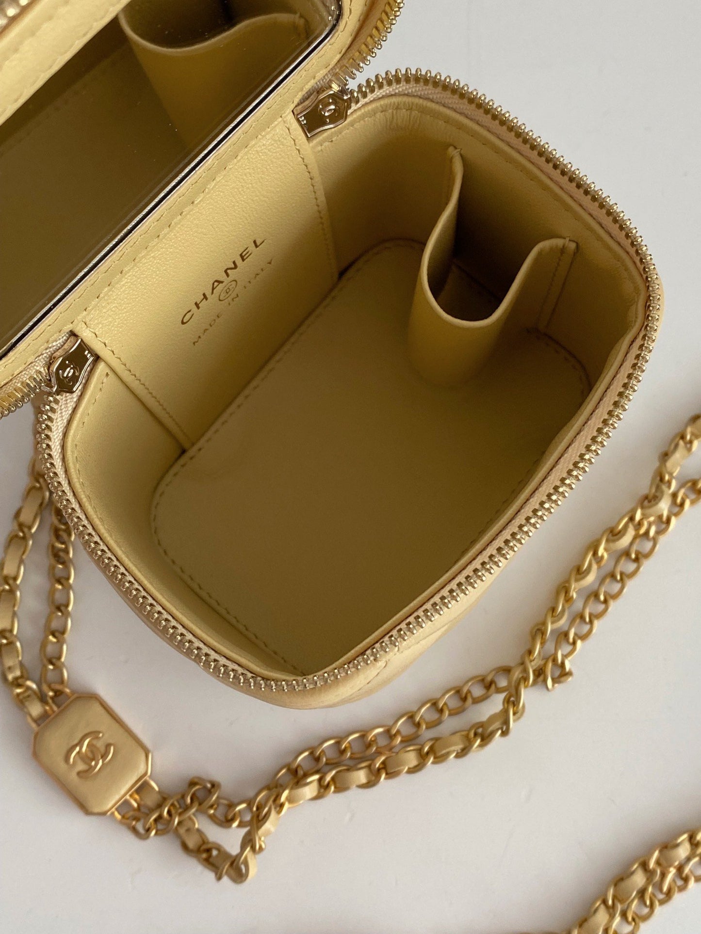 ChanelSmall Vanity With Chain Yellow For Women, Women’s Bags 4.3in/11cm