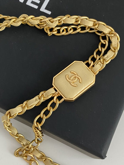 ChanelSmall Vanity With Chain Yellow For Women, Women’s Bags 4.3in/11cm