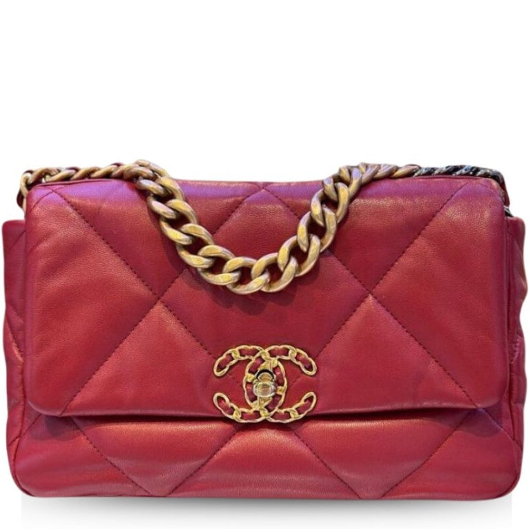 CHL 19 HANDBAG RED