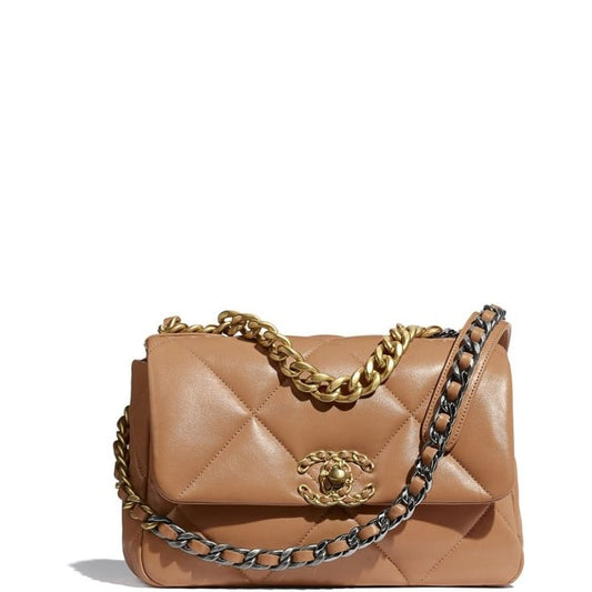 CHL LAMBSKIN QUILTED MEDIUM 19 FLAP CARAMEL 30CM