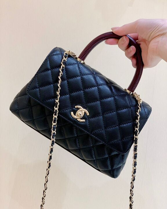 ChanelMedium Flap Bag With Top Handle Navy Blue For Women, Women’s Handbags, Shoulder And Crossbody Bags 9in/23cm A92990