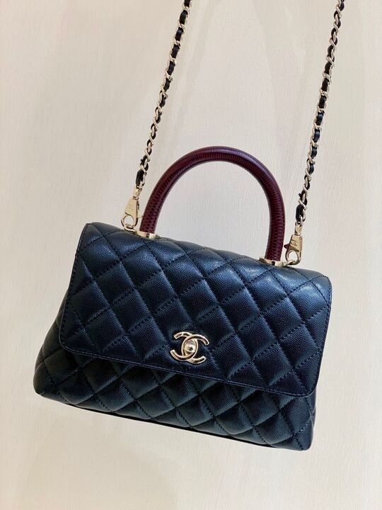 ChanelMedium Flap Bag With Top Handle Navy Blue For Women, Women’s Handbags, Shoulder And Crossbody Bags 9in/23cm A92990