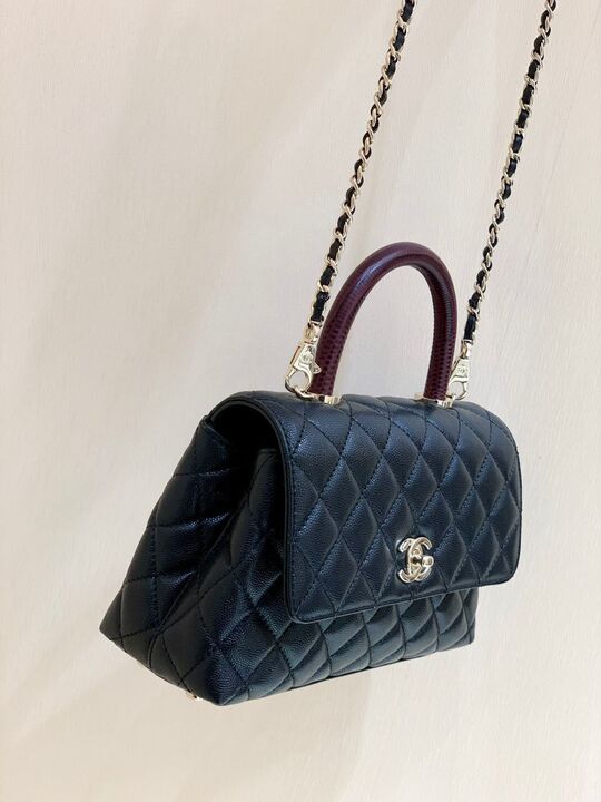 ChanelMedium Flap Bag With Top Handle Navy Blue For Women, Women’s Handbags, Shoulder And Crossbody Bags 9in/23cm A92990
