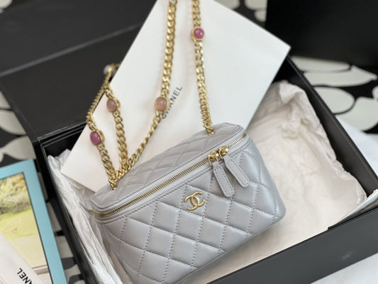 ChanelVanity With Chain Gray For Women, Women’s Bags 6.2in/16cm