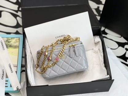 ChanelVanity With Chain Gray For Women, Women’s Bags 6.2in/16cm