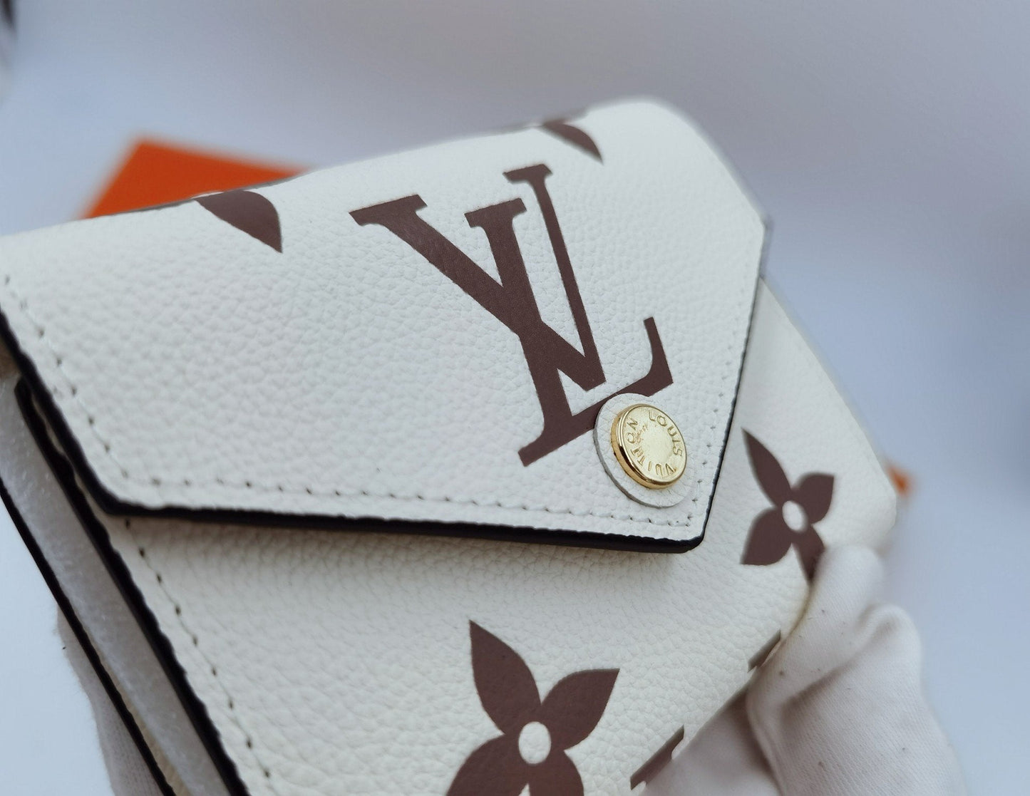 VL - Luxury Edition Wallet LUV 001