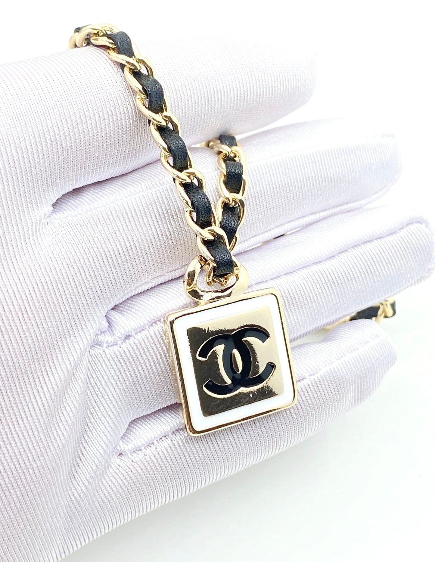 VL - Luxury Edition Necklace CH-L005