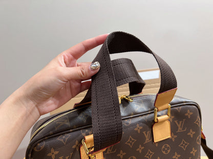 VL - New Luxury Bags LUV 772