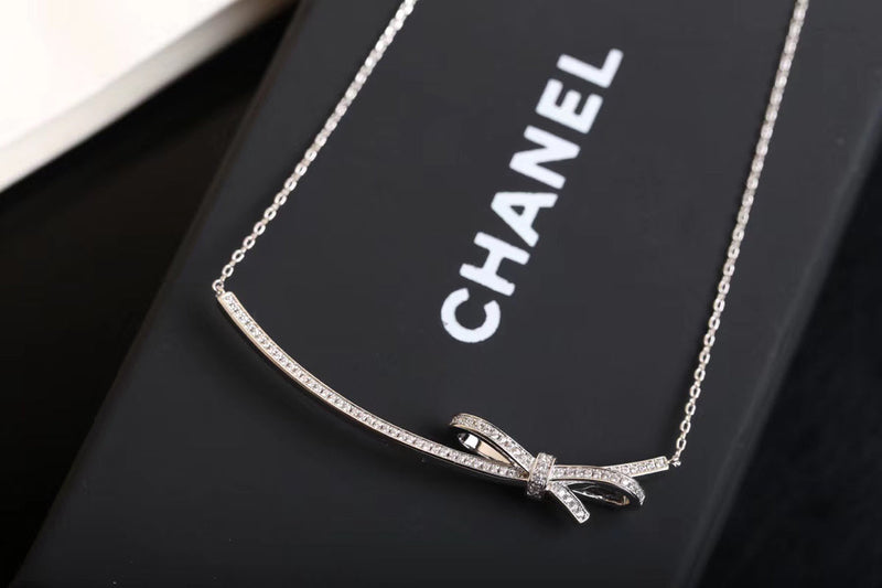 VL - Luxury Edition Necklace CH-L058