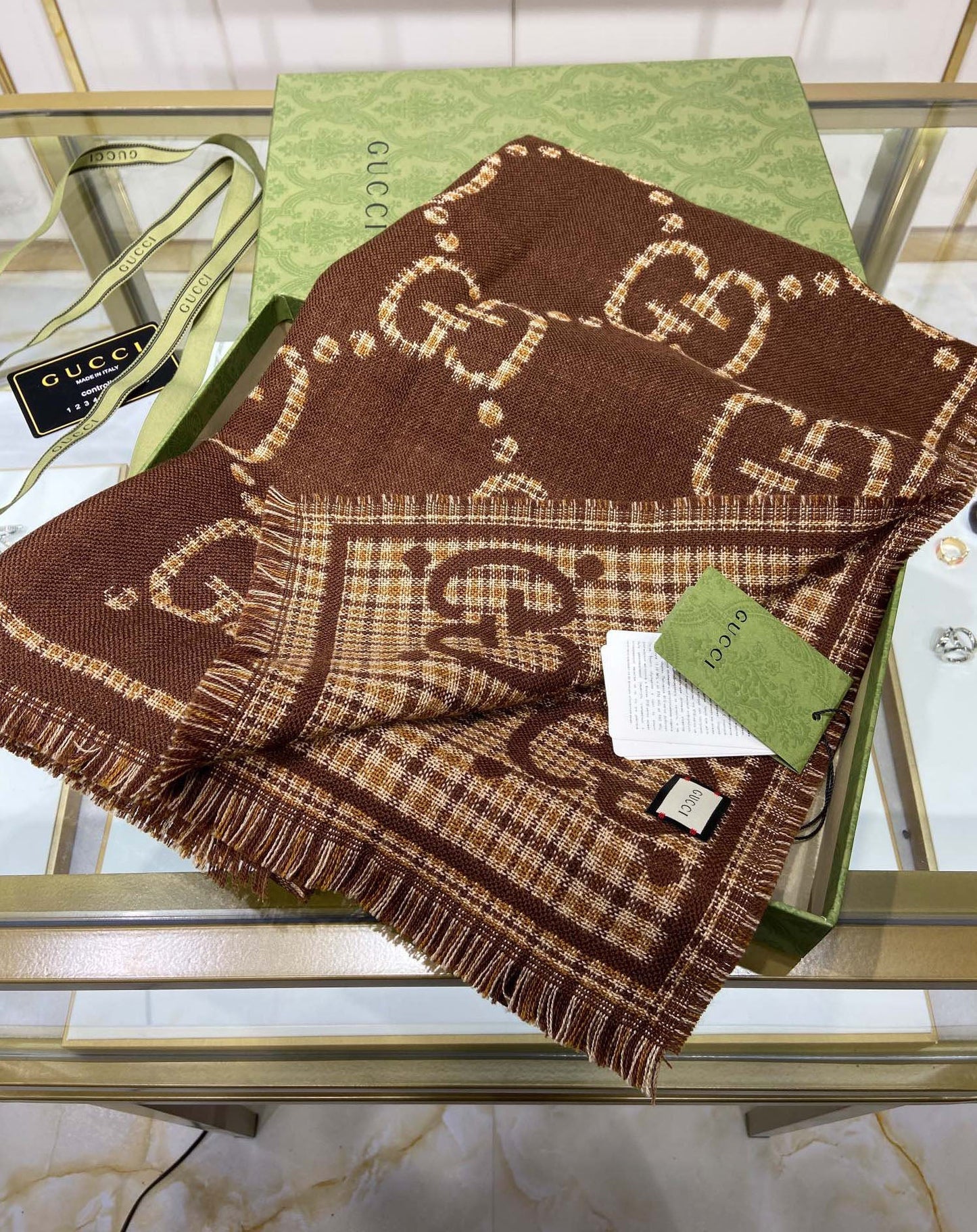 VL - Luxury Edition GCI Scarf 020