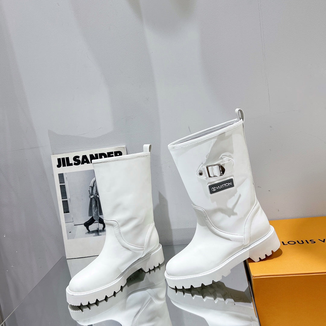 Designer  LUV BOOTS 014