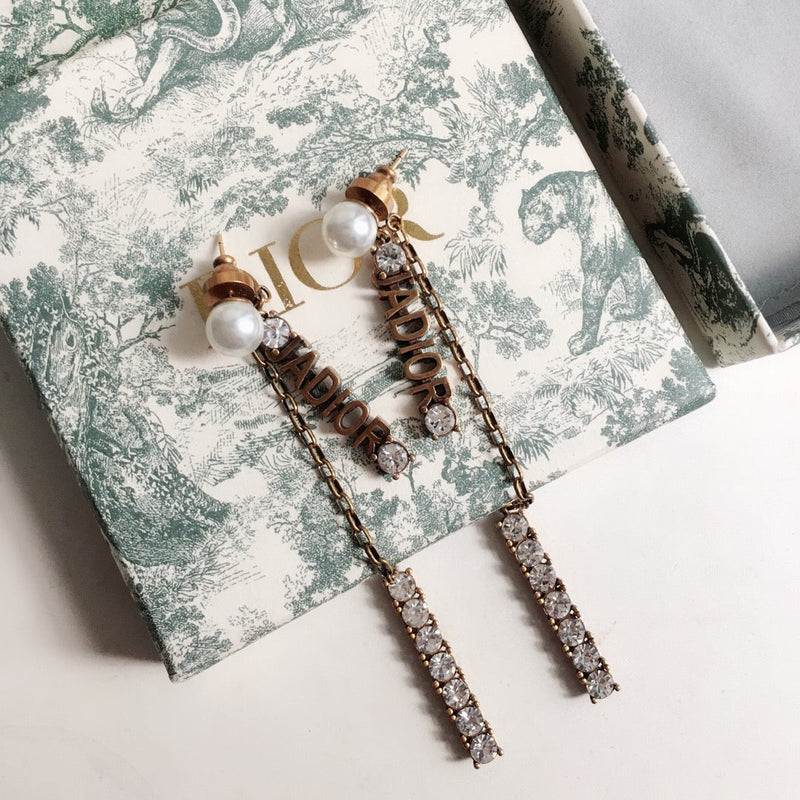 VL - Luxury Edition Earring Dir 046