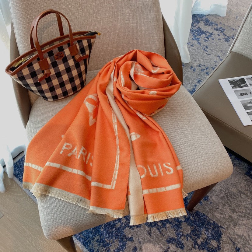 VL - Luxury Edition LUV  Scarf 016