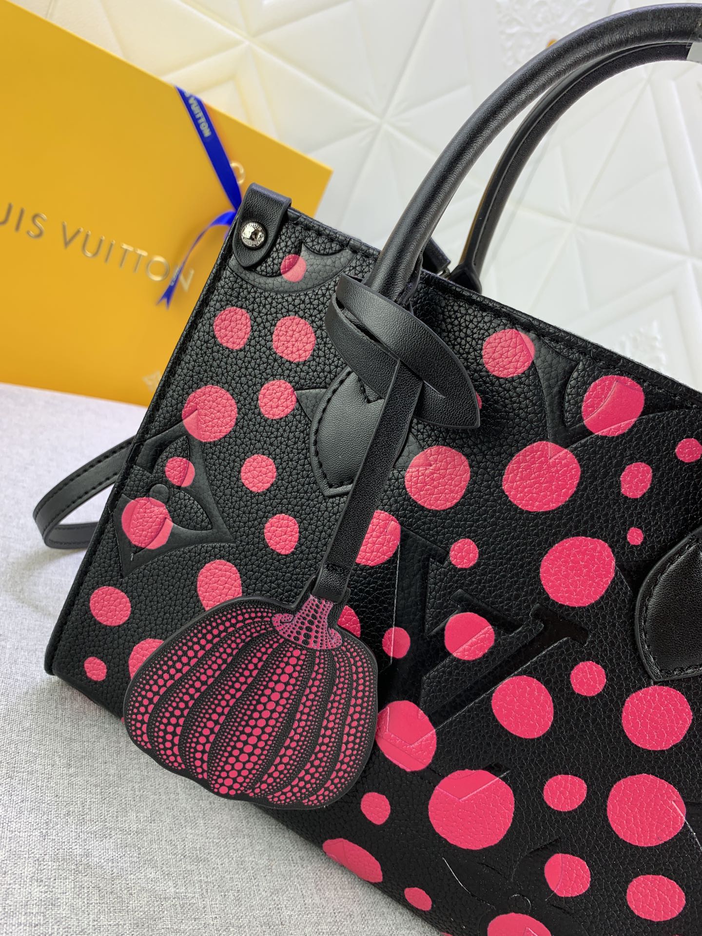 VL - Luxury Bag LUV 637