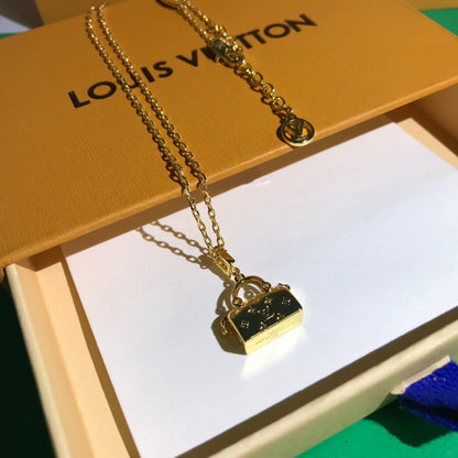 VL - Luxury Edition Necklace LUV027