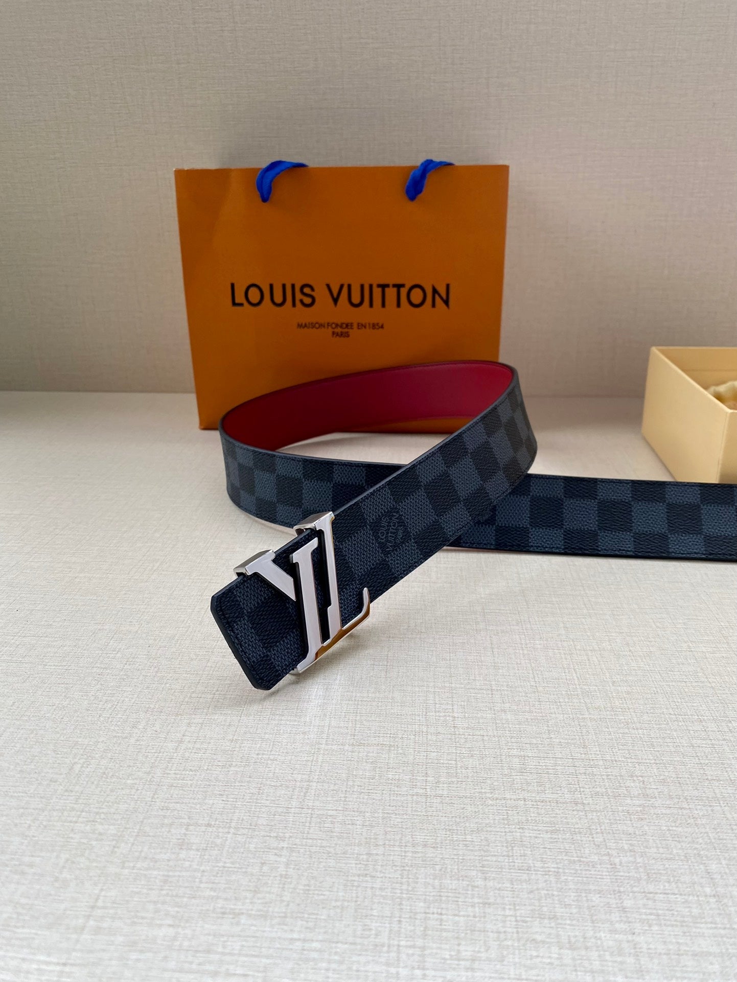 Vl - Luxury  LUV  BELTS 018