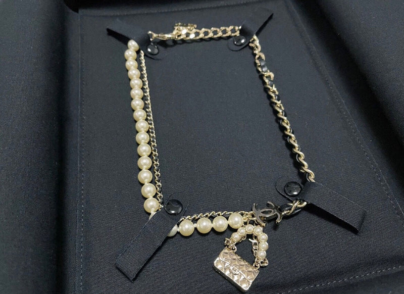 VL - Luxury Edition Necklace CH-L044