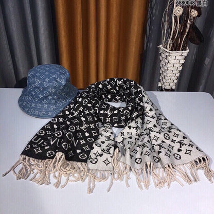 VL - Luxury Edition LUV  Scarf 031