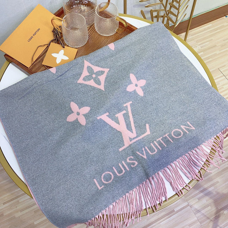 VL - Luxury Edition LUV  Scarf 033