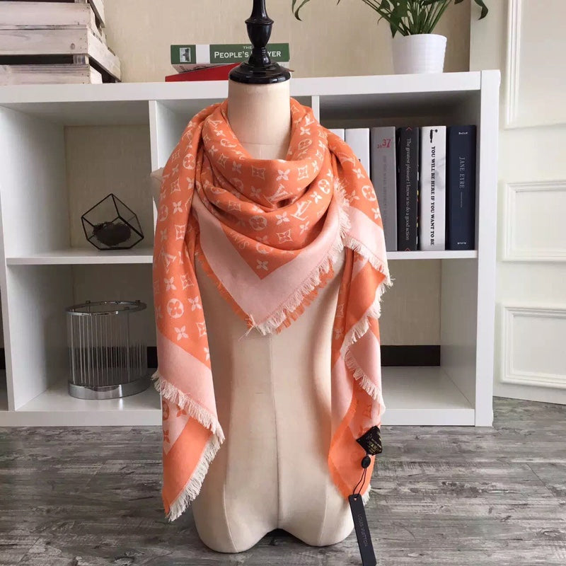 VL - Luxury Edition LUV  Scarf 025