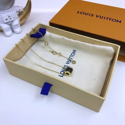 VL - Luxury Edition Necklace LUV024